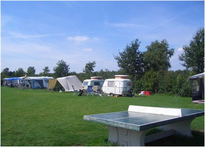 MINICAMPING dE bRINK IN uTRECHT