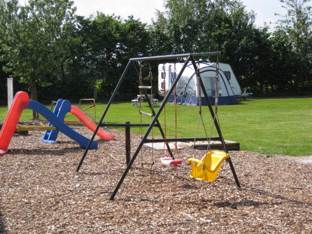 Boerencamping De Bernardshoeve in Vriezenveen, Twente
