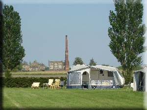 Mini camping Arado in Medemblik, boerderijcamping in Noord-Holland