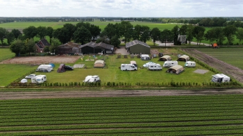 Ruimte genoeg op deze nieuwe camping (2021) in Drenthe