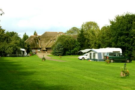 Boerderijcamping Duvenvoorde, minicamping in Giethoorn