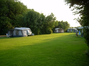 Mini camping De Iepenhoeve in Anna Paulowna