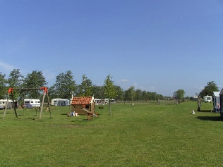 Minicamping De Stjelp in Oudega, Friesland