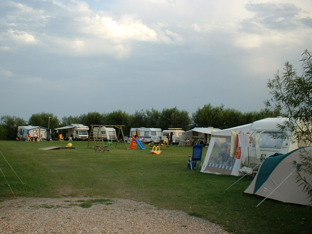 Minicamping De Weeren in Wons, boerencamping in de provincie Friesland