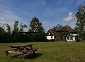 boerderijcamping De Hal in Den Burg, Texel, minicamoing in Noord-Holland