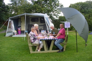 Minicamping Gyvelborg in Norre Snede, boerderijcamping in Jutland Denemarken