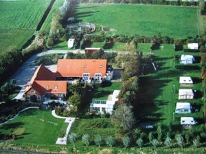 Minicamping Hakehoeve in Ellemeet, mooie luchtfoto