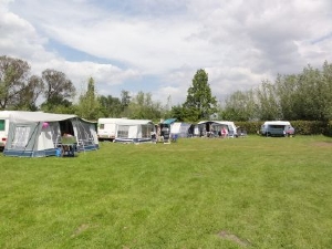 Minicamping De Rooie Weel in Wagenberg, boerderijcampoing Noord-Brabant