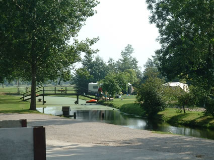 Boerencamping Boarnshiem - een kampeerboerderij in Friesland