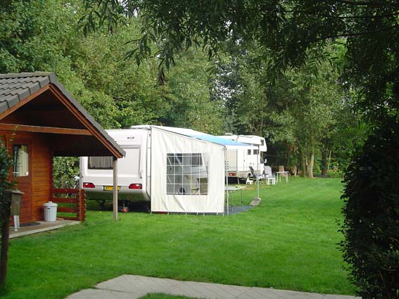 minicamping onder de dijk in Stampersgat