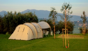 Boerderijcamping Villa Bussola in Le Marche, Italië